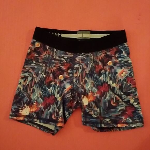 Soffe Booty Shorts and Tank - Picture 2 of 5